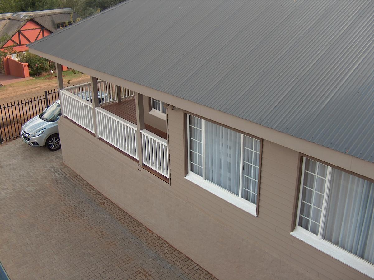 The Courtyard Guest House Clarens Buitenkant foto
